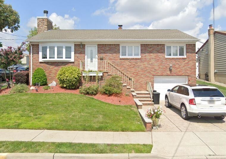 Property Photo: 1 Lanza Lane NJ 07094