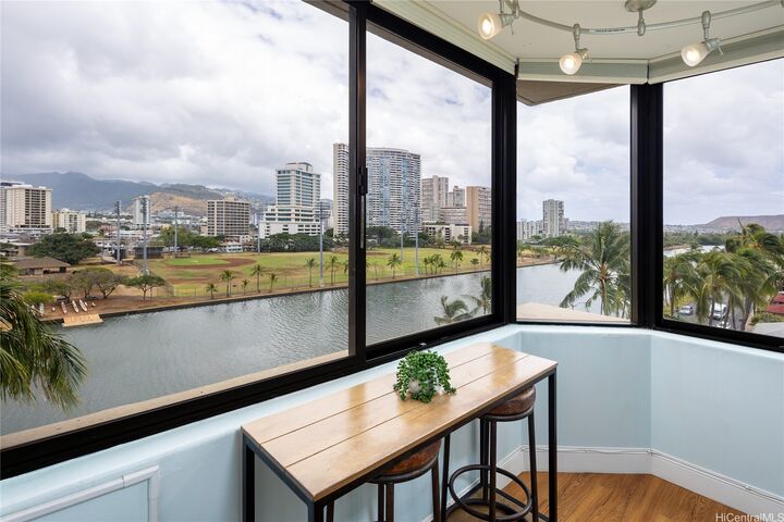 Property Photo:  444 Niu Street 911  HI 96815 