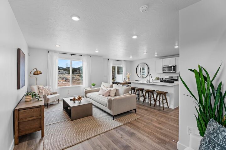 Property Photo:  2996 W Lagrand St #1167  UT 84720 