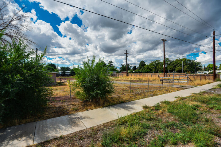 Property Photo: 70 E 600 North UT 84713
