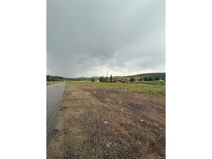 Property Photo:  631 E 8th St  CO 80461 