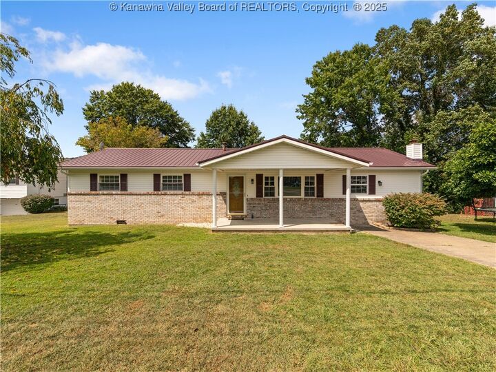 Property Photo: 10 Hillview Circle WV 25541