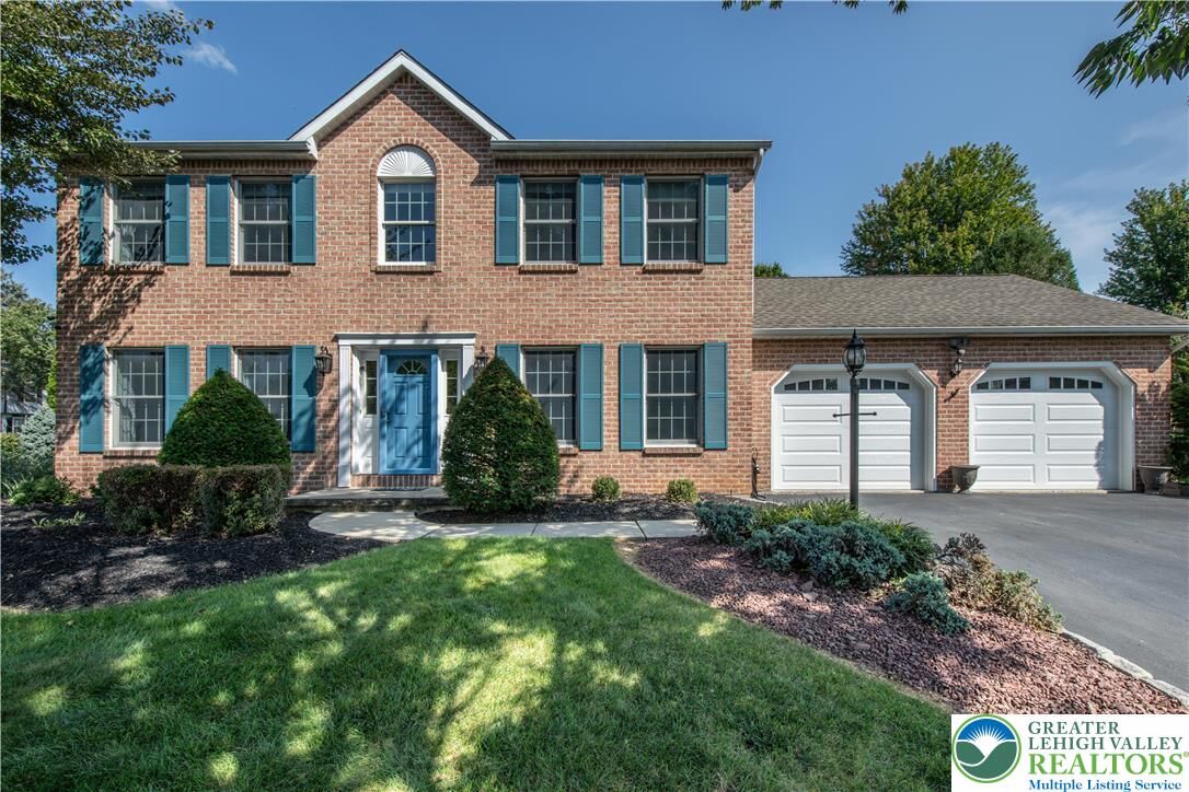 Property Photo:  4940 Matts Drive  PA 18017 