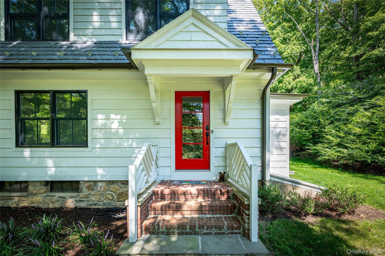 Property Photo:  277 Stone Hill Road  NY 10576 