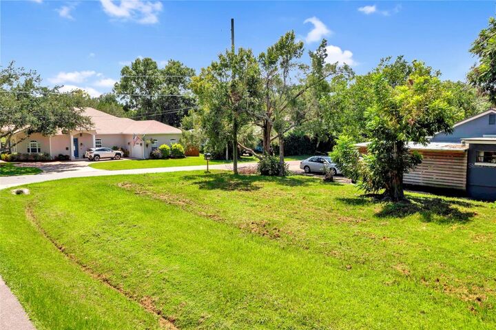Property Photo:  301 Niblick Way  FL 32804 