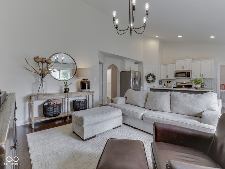 Property Photo: 551 Greenwood Trace Drive IN 46184