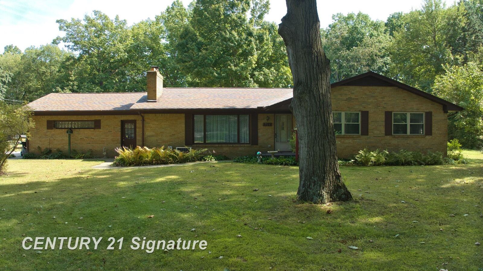 Property Photo: 5284 Chickasaw Trail MI 48433