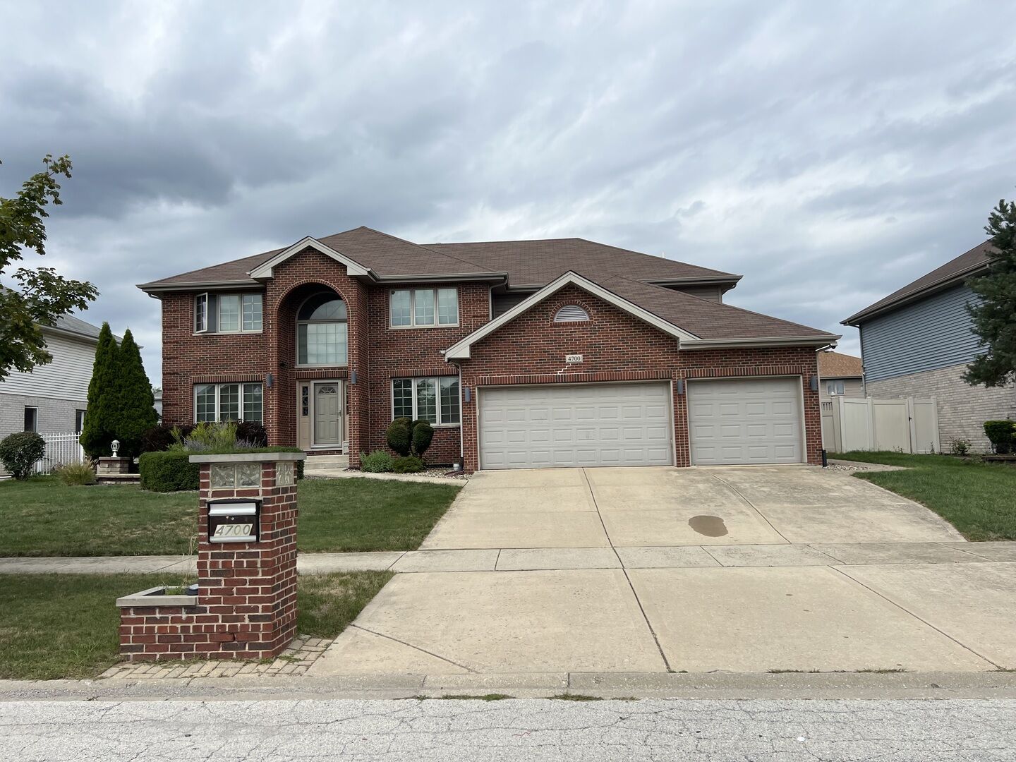 Property Photo: 4700 203rd Street IL 60443