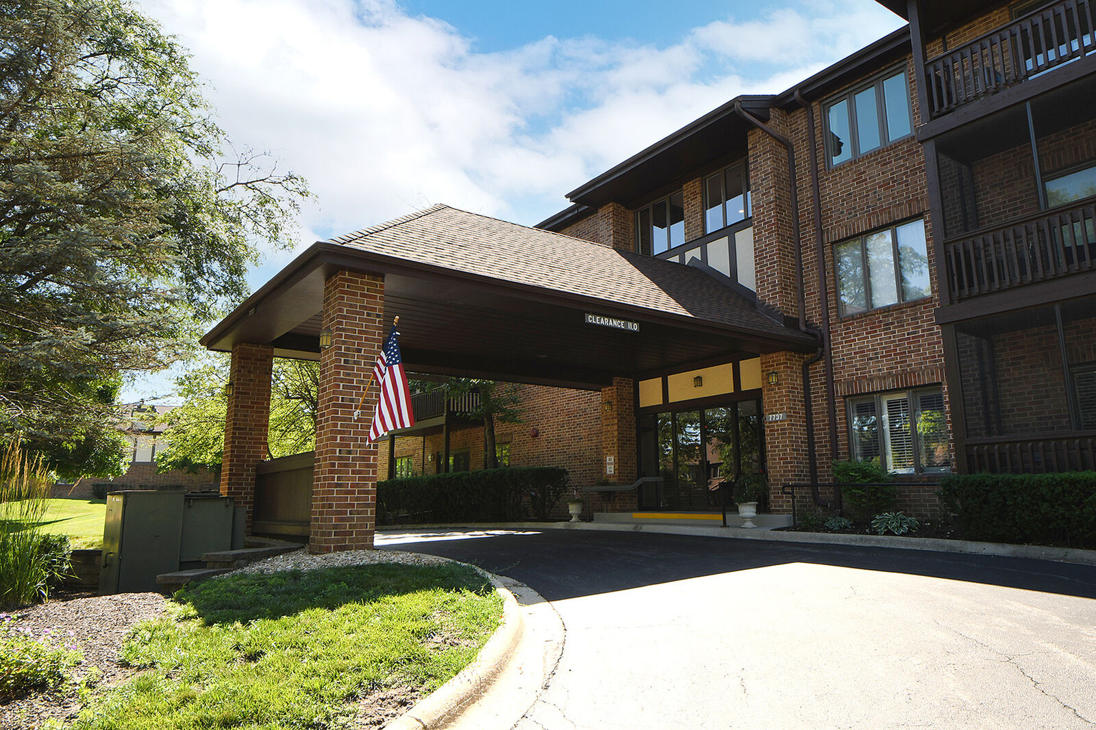 Property Photo: 7737 W Golf Drive 201 IL 60463