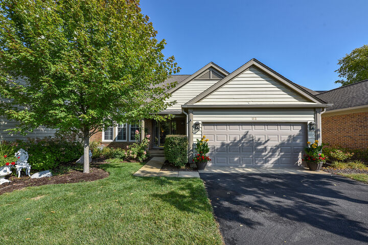 Property Photo: 112 Kilchurn Lane IL 60067