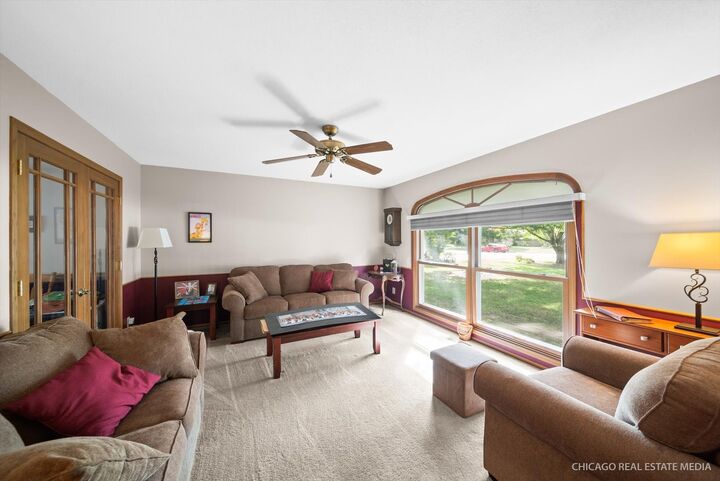 Property Photo:  640 Coster Court  IL 60520 