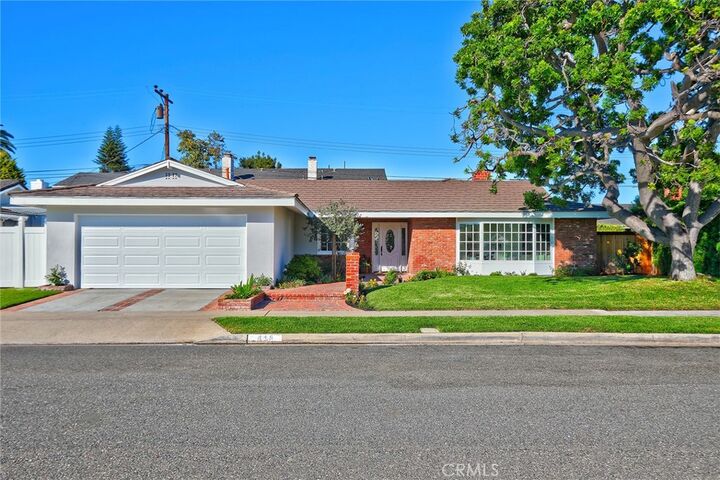 418 E Bay Street  Costa Mesa CA 92627 photo