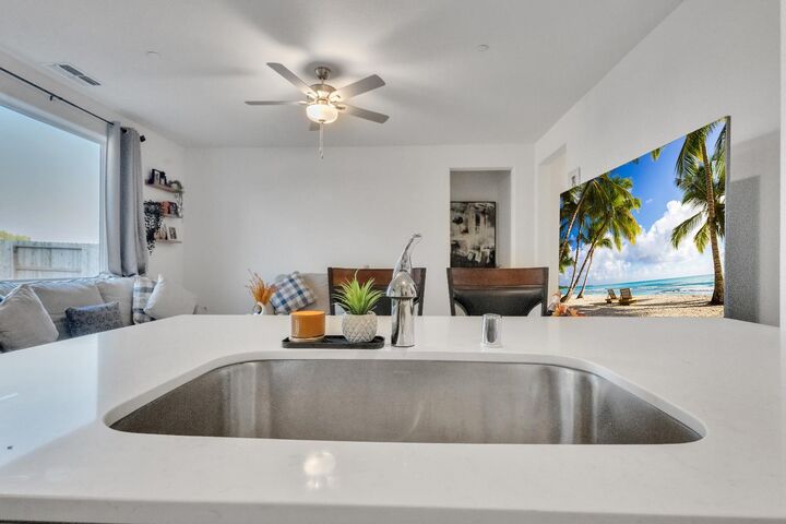 Property Photo:  778 S Rapallo Street  CA 95215 