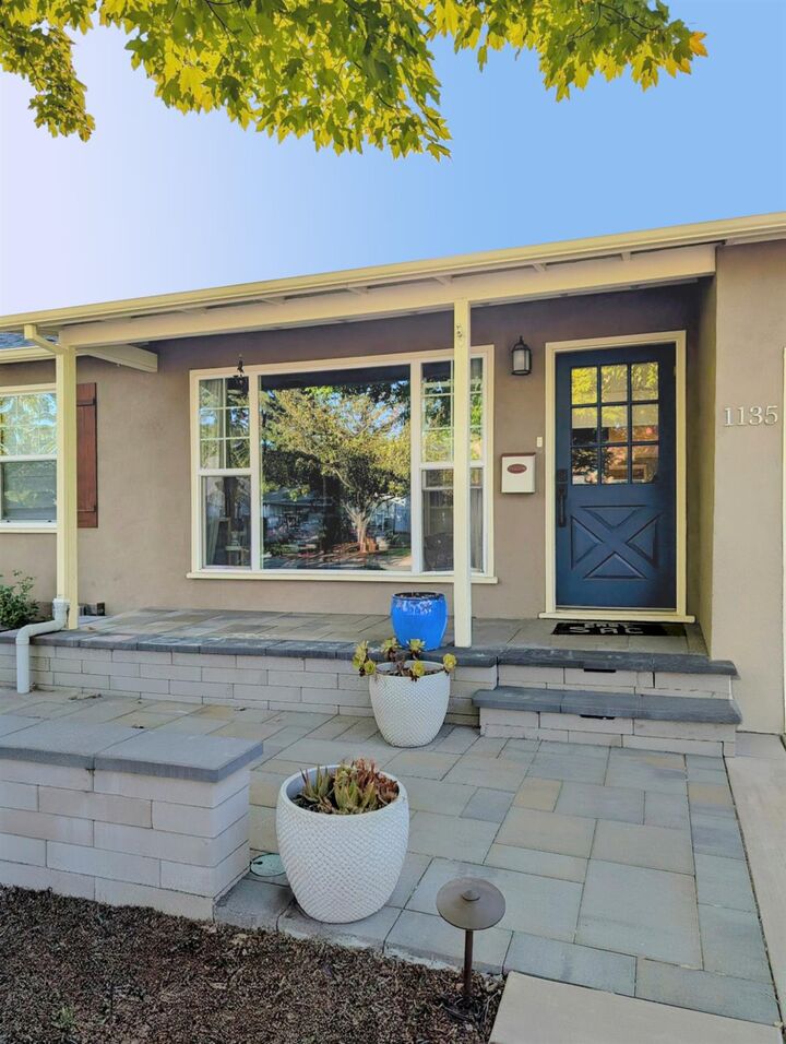 Property Photo: 1135 Janey Way CA 95819