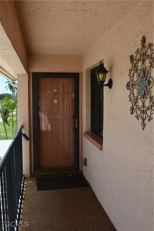 Property Photo:  1003 SW 47th Terrace 201  FL 33914 