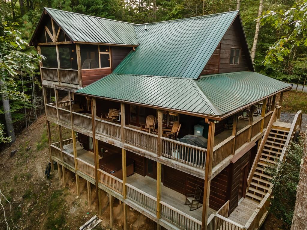 Property Photo: 480 Palmetto Drive GA 30540