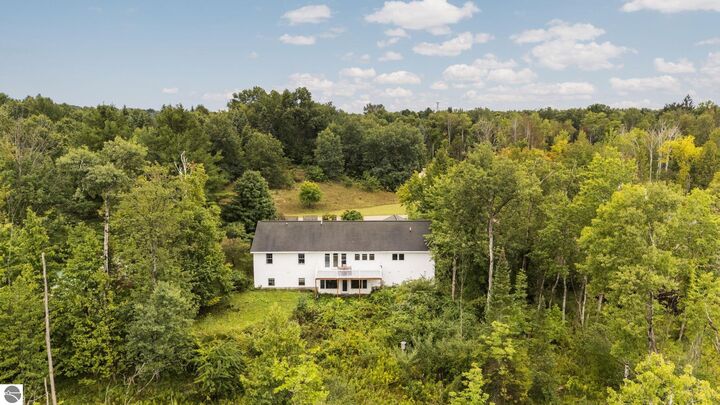 Property Photo: 1719 Vanderlip Road MI 49686-9161