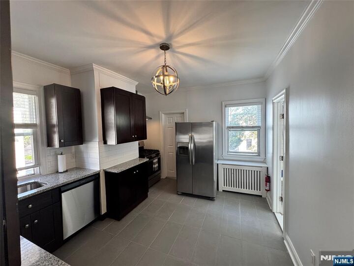 Property Photo:  24 Pamrapo Avenue 2  NJ 07305 