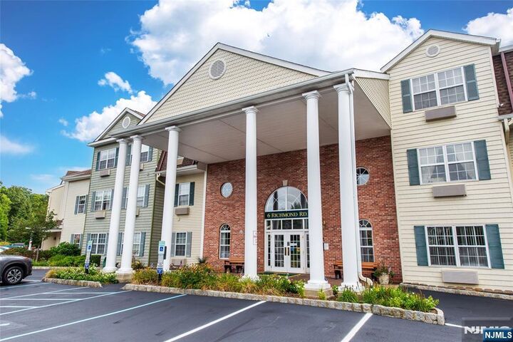 Property Photo:  6220 Richmond Road 220  NJ 07480 
