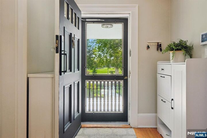 Property Photo:  17 Parkway  NJ 07042 