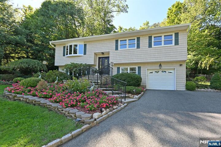 630 Van Emburgh Avenue  Twp of Washington NJ 07676 photo