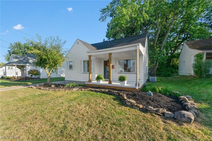 Property Photo:  128 Renee Drive  OH 44471 