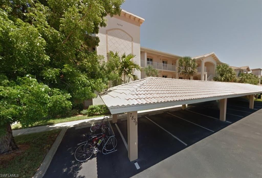 Property Photo:  7839 Regal Heron Cir 202  FL 34104 