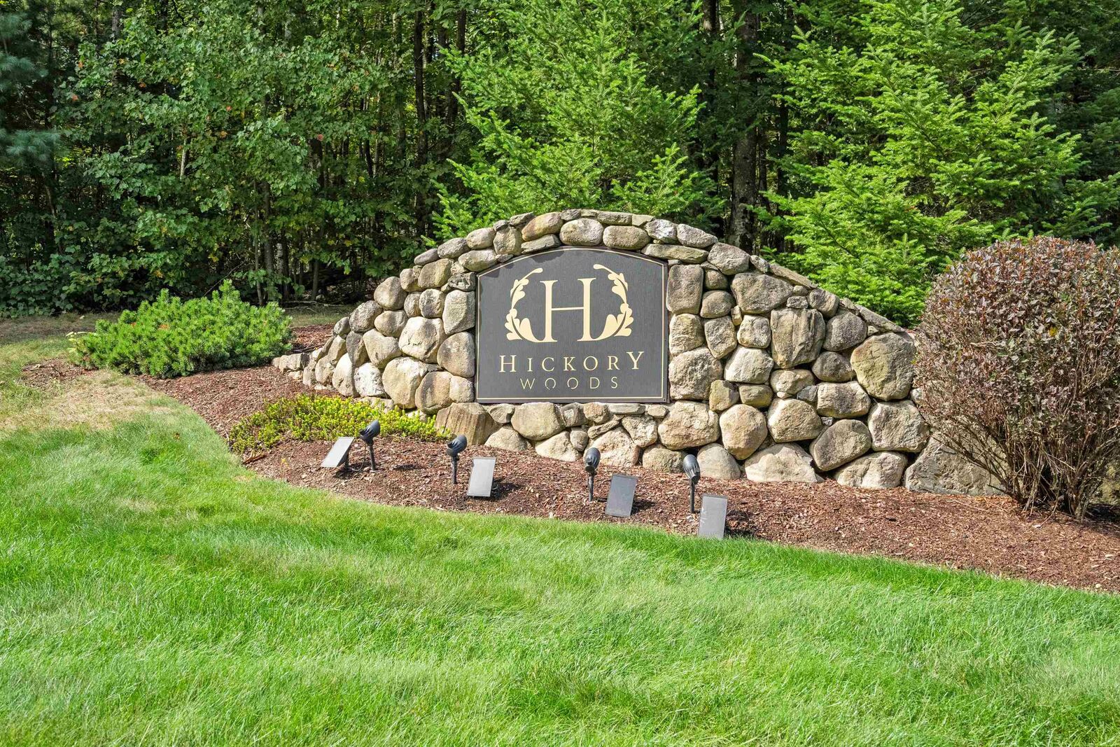 Property Photo:  11 Quarry Road  NH 03053 