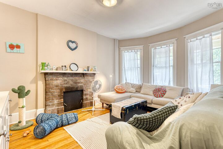Property Photo: 1577-1579 Vernon Street NS B3H 3M8