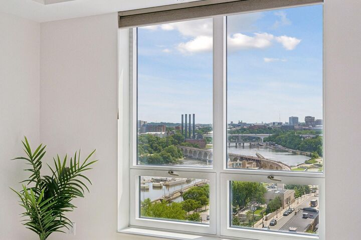 Property Photo:  100 3rd Avenue S 1101  MN 55401 