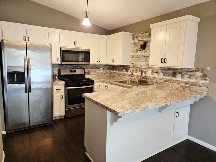 Property Photo:  484 98th Lane NE  MN 55434