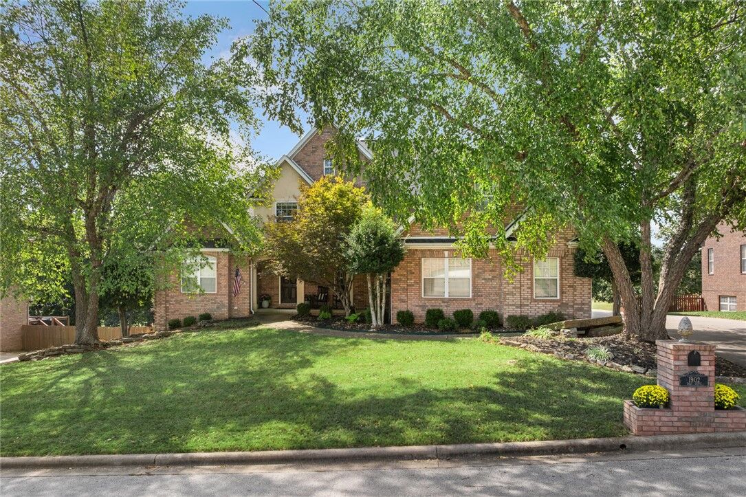 Property Photo: 1902 Daly Drive AR 72601
