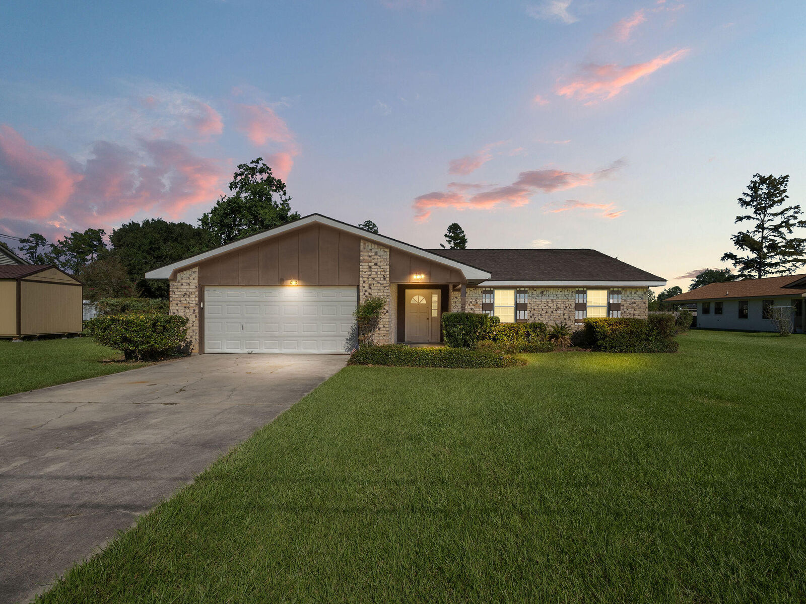 Property Photo:  134 P W West Dr  LA 70634 