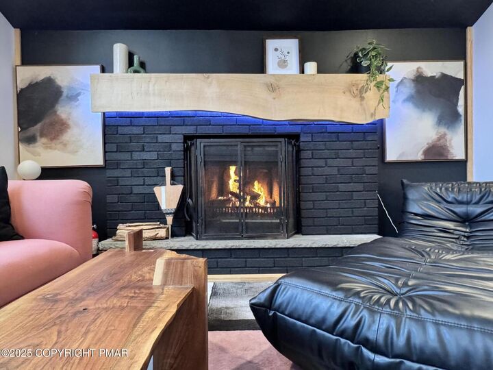 Property Photo:  261 Overlook Drive  PA 18301 