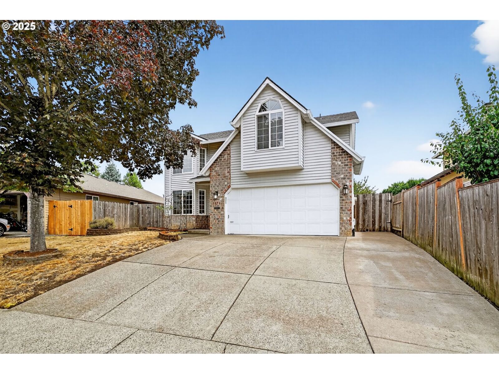 Property Photo: 1372 SW 217th Ave OR 97003