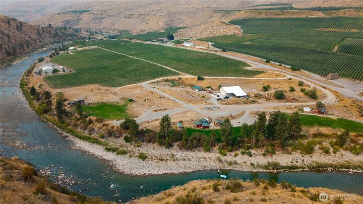 Property Photo:  385  Highway 153  WA 98846 