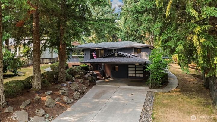 Property Photo:  18630 SE 216th Street  WA 98058 