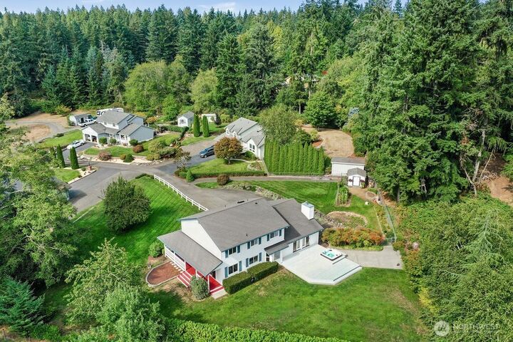 Property Photo: 3055 NW Colonial Lane WA 98370