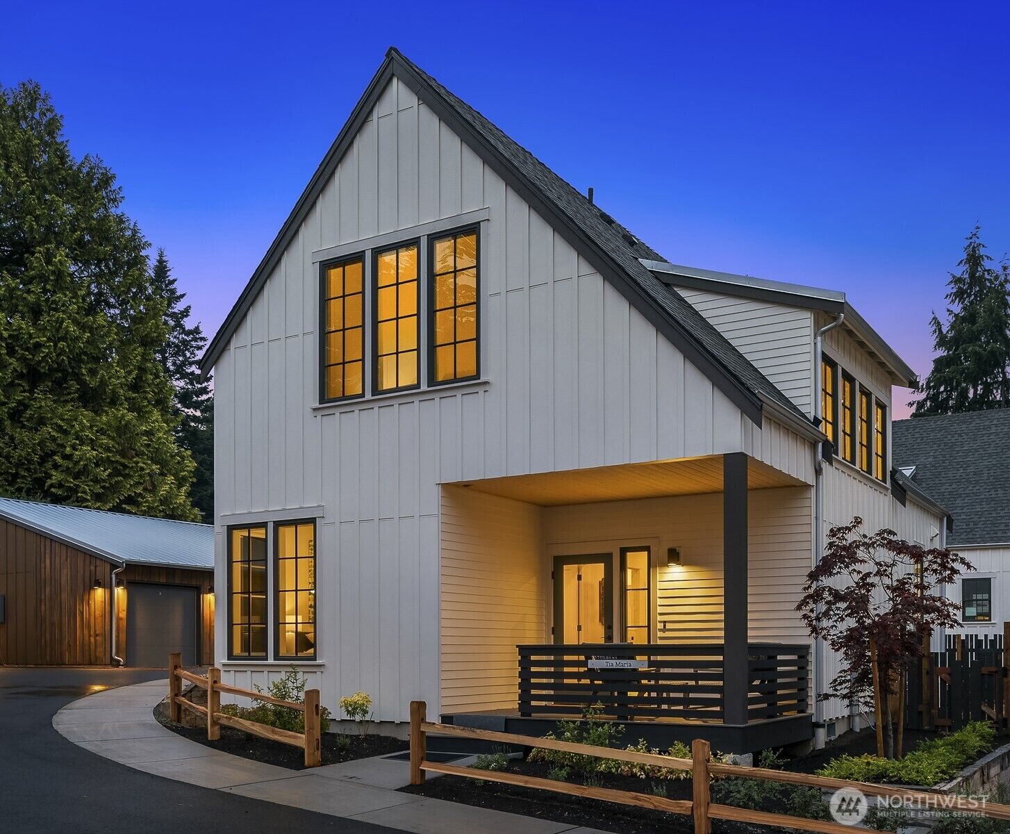 Property Photo: 2218 NE 125th Street WA 98125