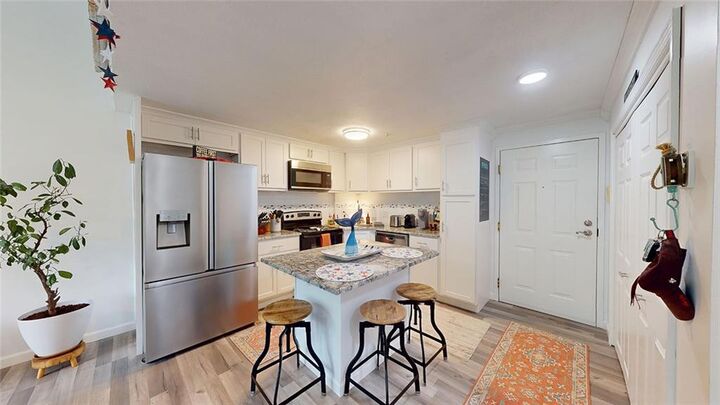 Property Photo:  201 Woodlawn Avenue 304  RI 02904 