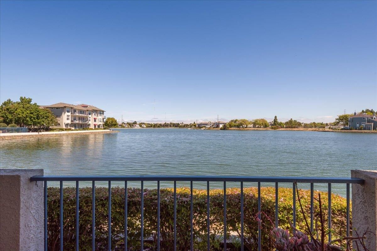 Property Photo:  1000 Davit Lane 106  CA 94065 