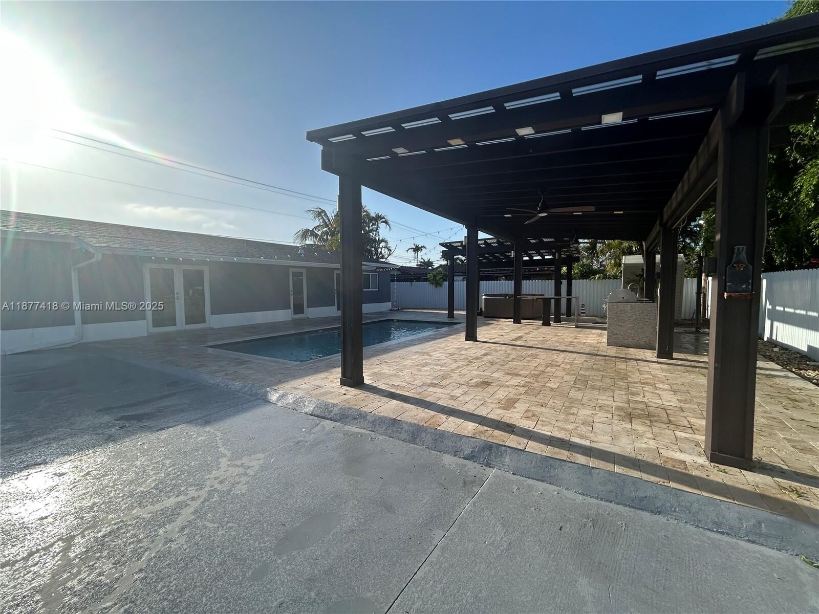 Property Photo: 6202 SW 107th Ave FL 33173