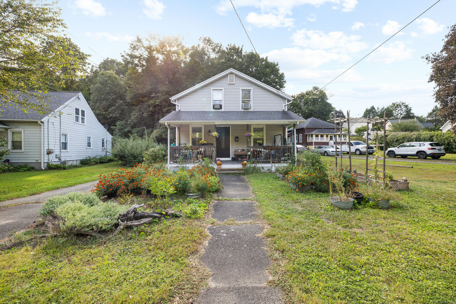 Property Photo:  405 Cherry Street  CT 06770 