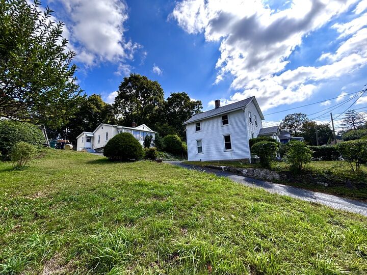 Property Photo:  47 Liberty Avenue  CT 06810 