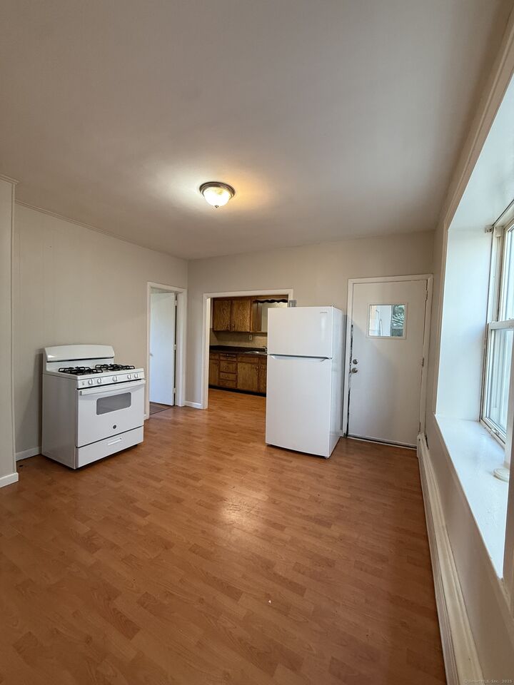Property Photo: 404 Congress Avenue CT 06708