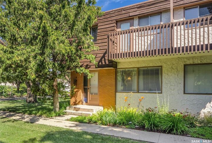 120 Acadia Drive 36  Saskatoon SK S7H 3V2 photo