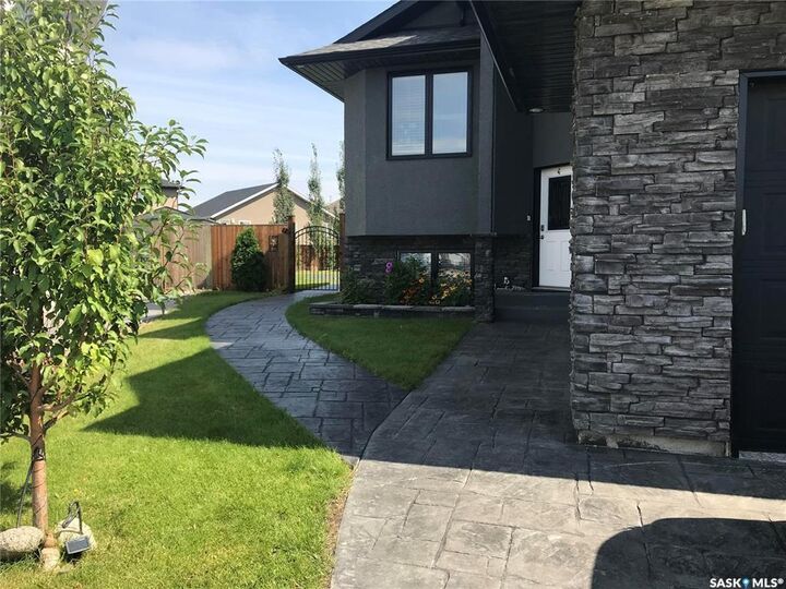 Property Photo:  334 Rempel Bay  SK S7T 0J3 