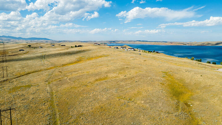 Property Photo:  Lot 71 Shoreline Drive  WY 82834 