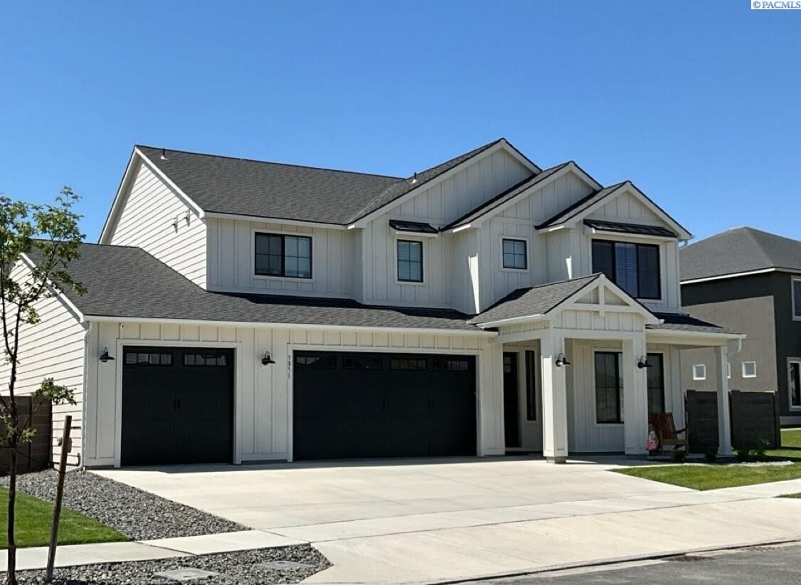 Property Photo:  3851 Highview St  WA 99352 
