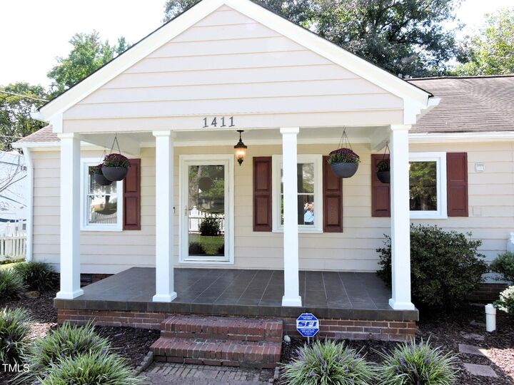 Property Photo:  1411 Leon Street  NC 27705 